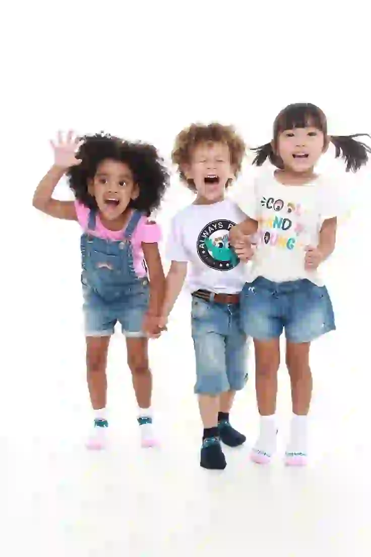 KIDS' FASHION